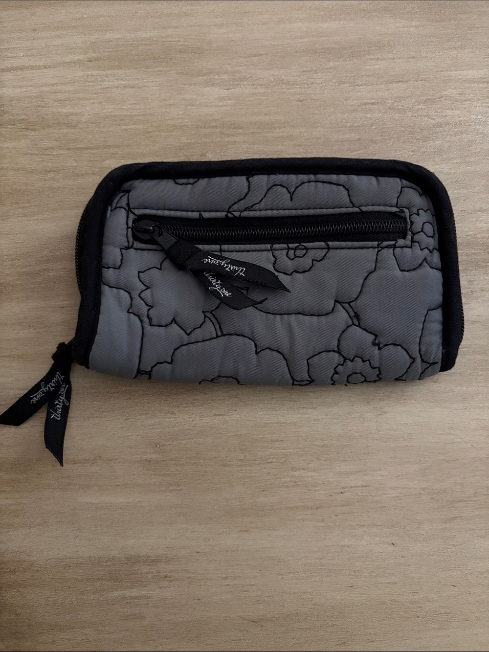 Thirty-One Quilted Floral Zip Up Wallet